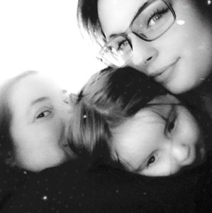 Meet your Posher, Deelynn